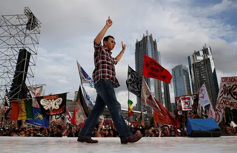 Jakarta police ban extremist rally ahead of election