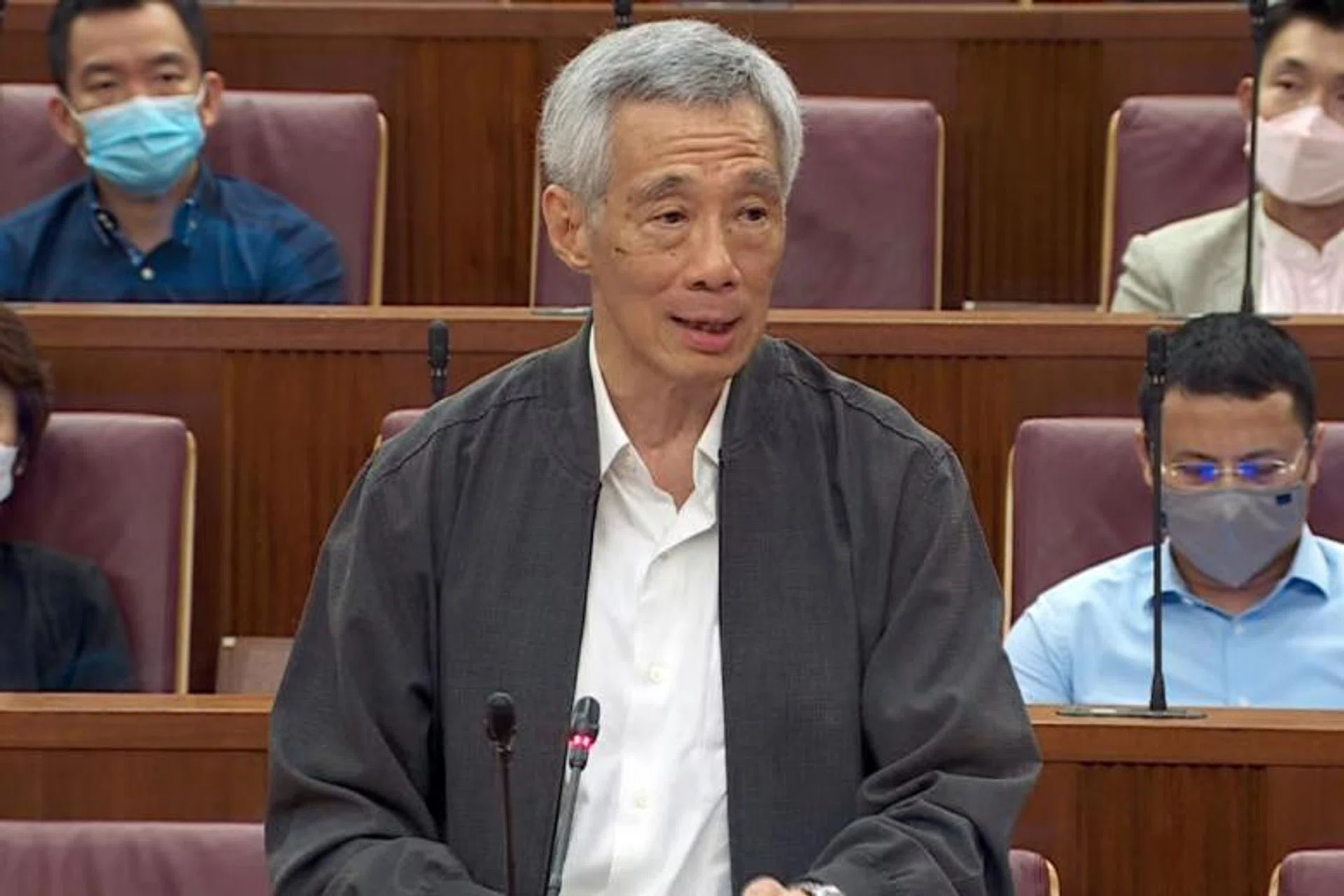 PM Lee Hsien Loong speaking in Parliament during the debate on the Committee of Privileges report on Feb 15, 2022. 
