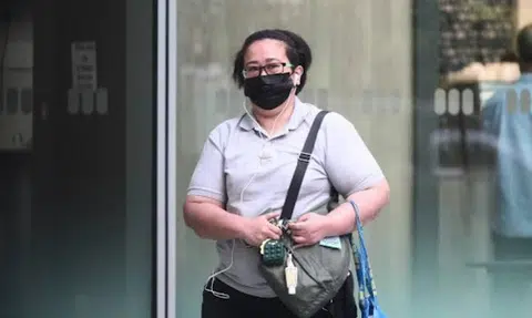 Woman allegedly told victim to not sit beside her on bus, then hurled racial insult