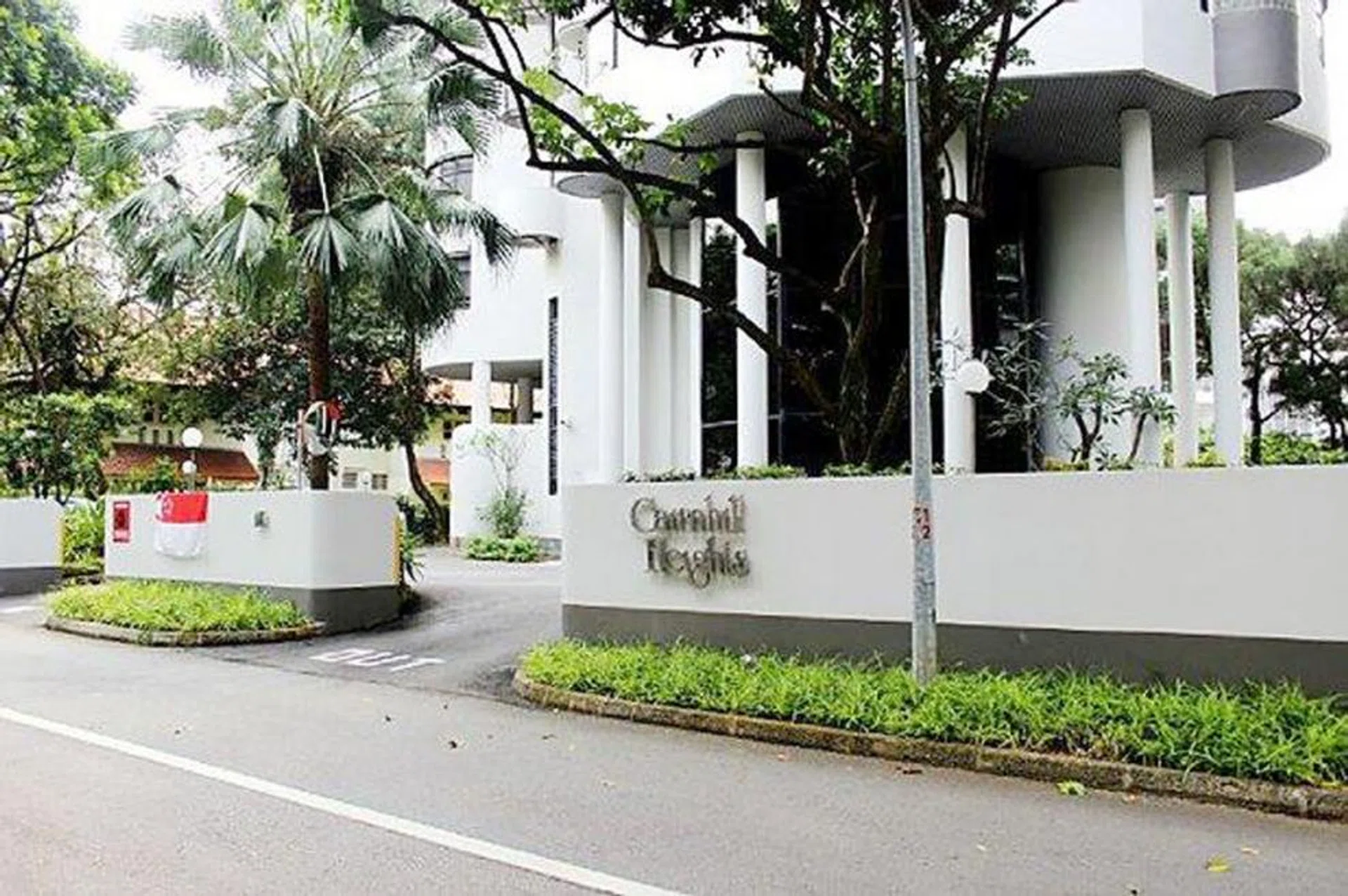 Cairnhill Heights condominium in District 9. 