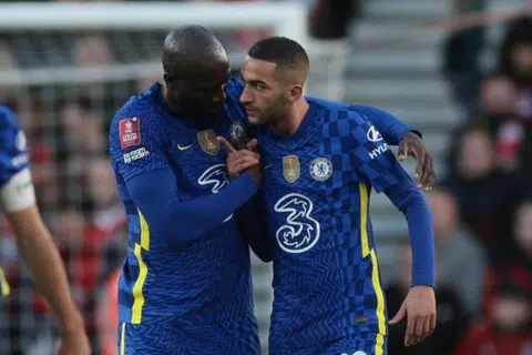 Lukaku strikes as Chelsea reach FA Cup semi-finals