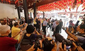 Young people learn about historic temple, Hokkien culture via app