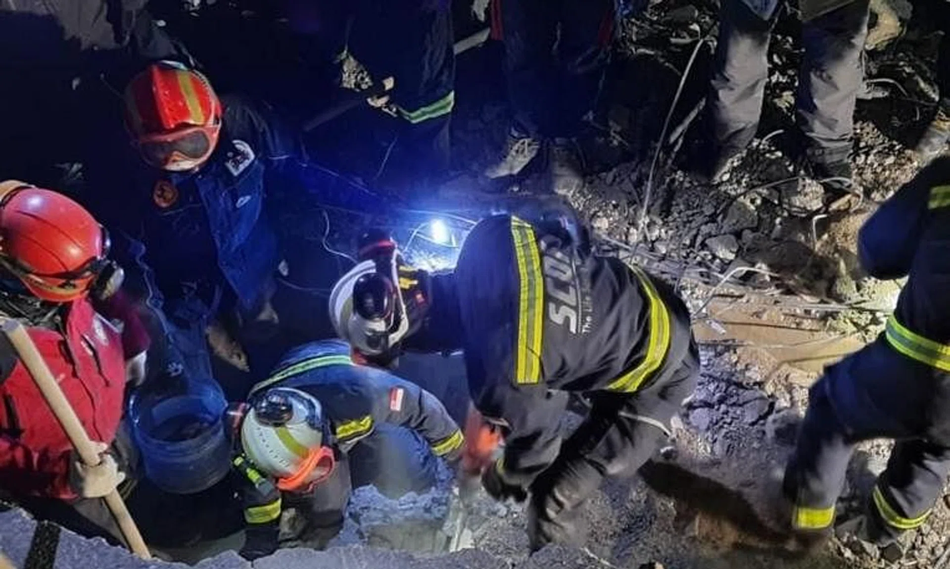 The advance team of 20 SCDF officers landed in Adana earlier on Wednesday and headed east towards Dulkadiroglu, Kahramanmaras to begin search and rescue operations.