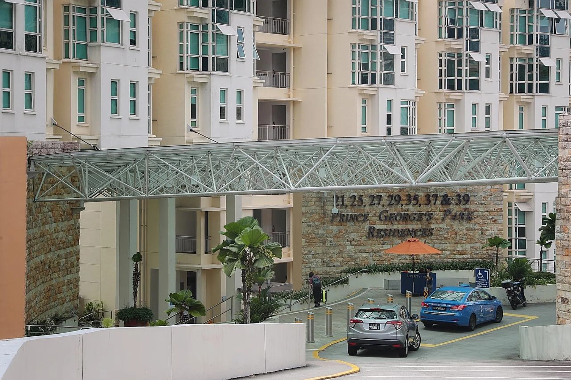 Undergrads moving out from the hostel at the NUS' Prince George's Park Residences yesterday. They were instructed by NUS on Sunday to vacate their rooms by 11am. 