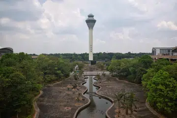 China couple kicked off plane at KLIA for causing commotion