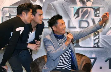 Chow Yun Fat is also the king of Selfies
