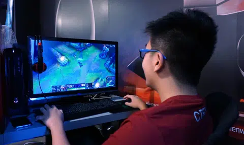 Too young to compete, too young to stop gaming