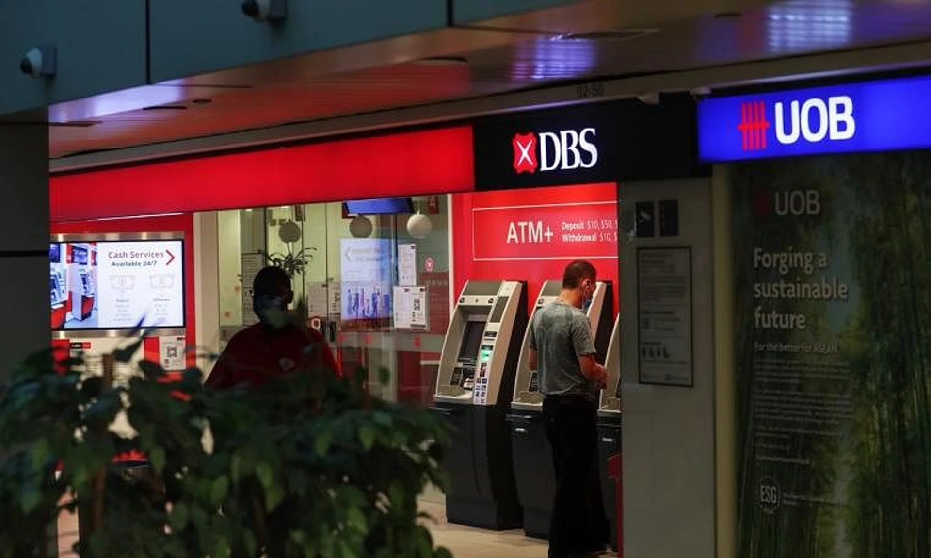 UOB’s rate rises follows DBS Bank’s move this morning to raise the rates for its fixed-rate packages to 3.5 per cent per annum.