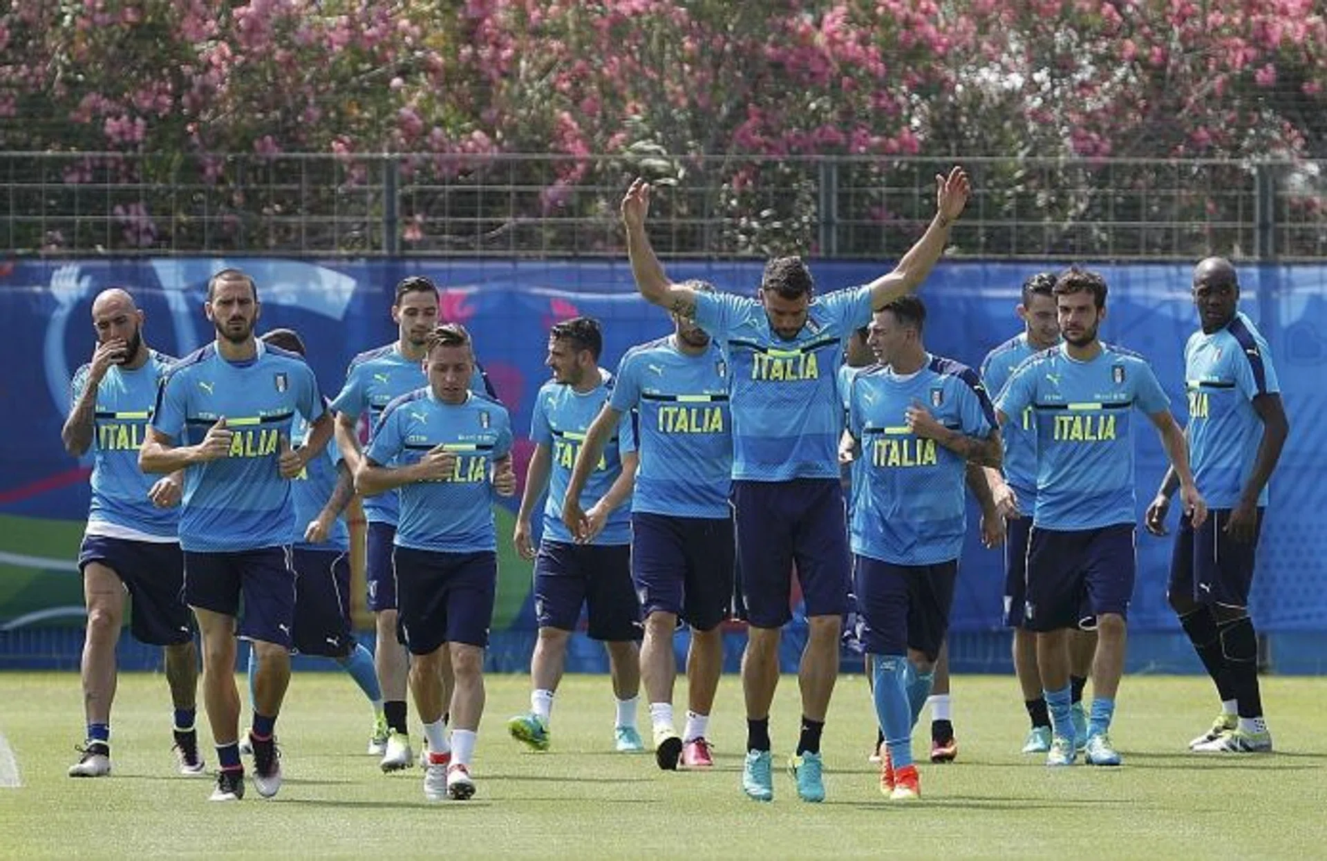 SPECIAL STYLE: Italy's (above) 3-5-2 formation has caused problems for their opponents.