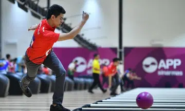 Singapore's bowlers win both gold and silver medals at world championships