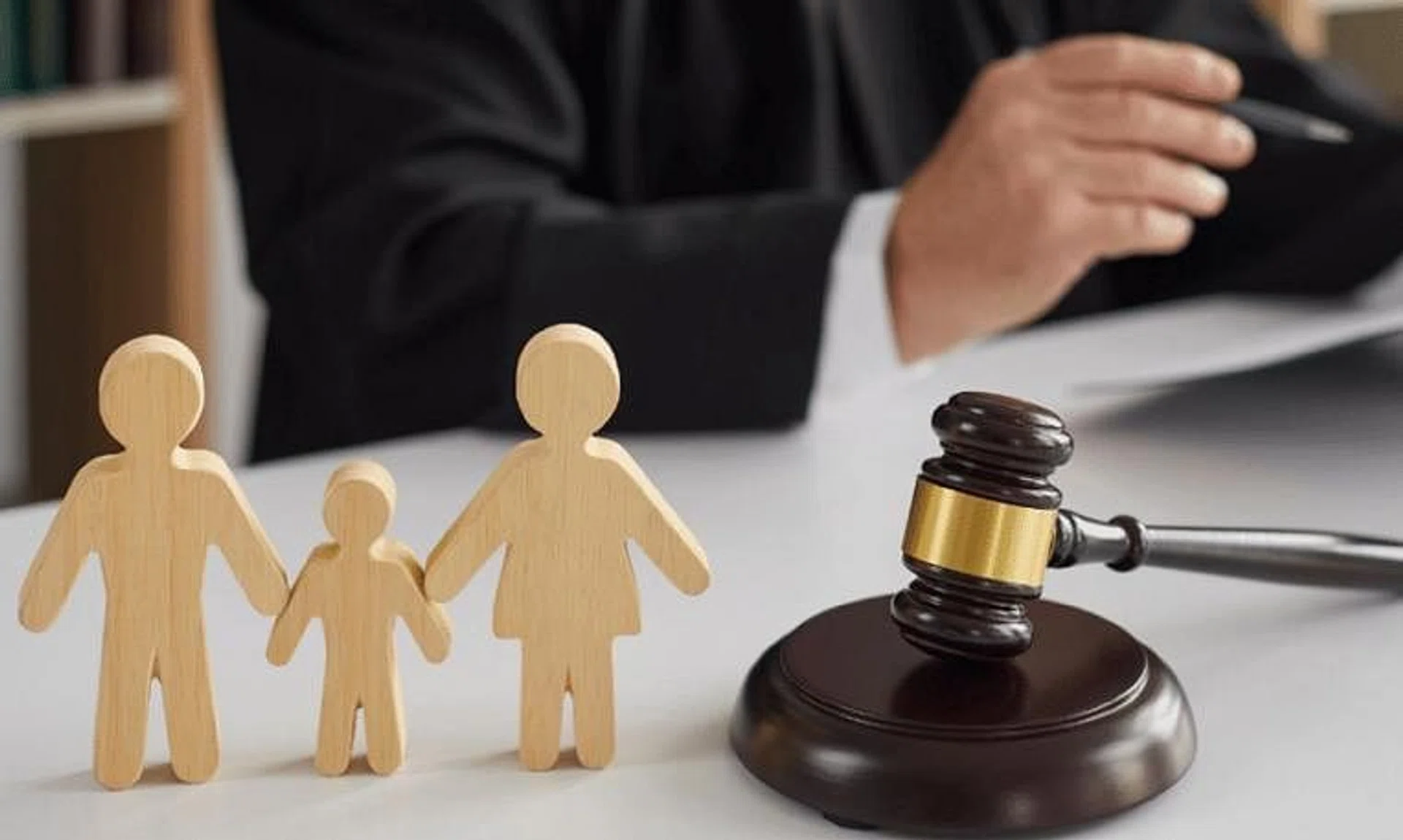 The warrant of arrest caps a protracted battle over issues such as division of assets and access. 