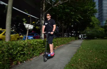 Personal mobility devices to be allowed on footpaths