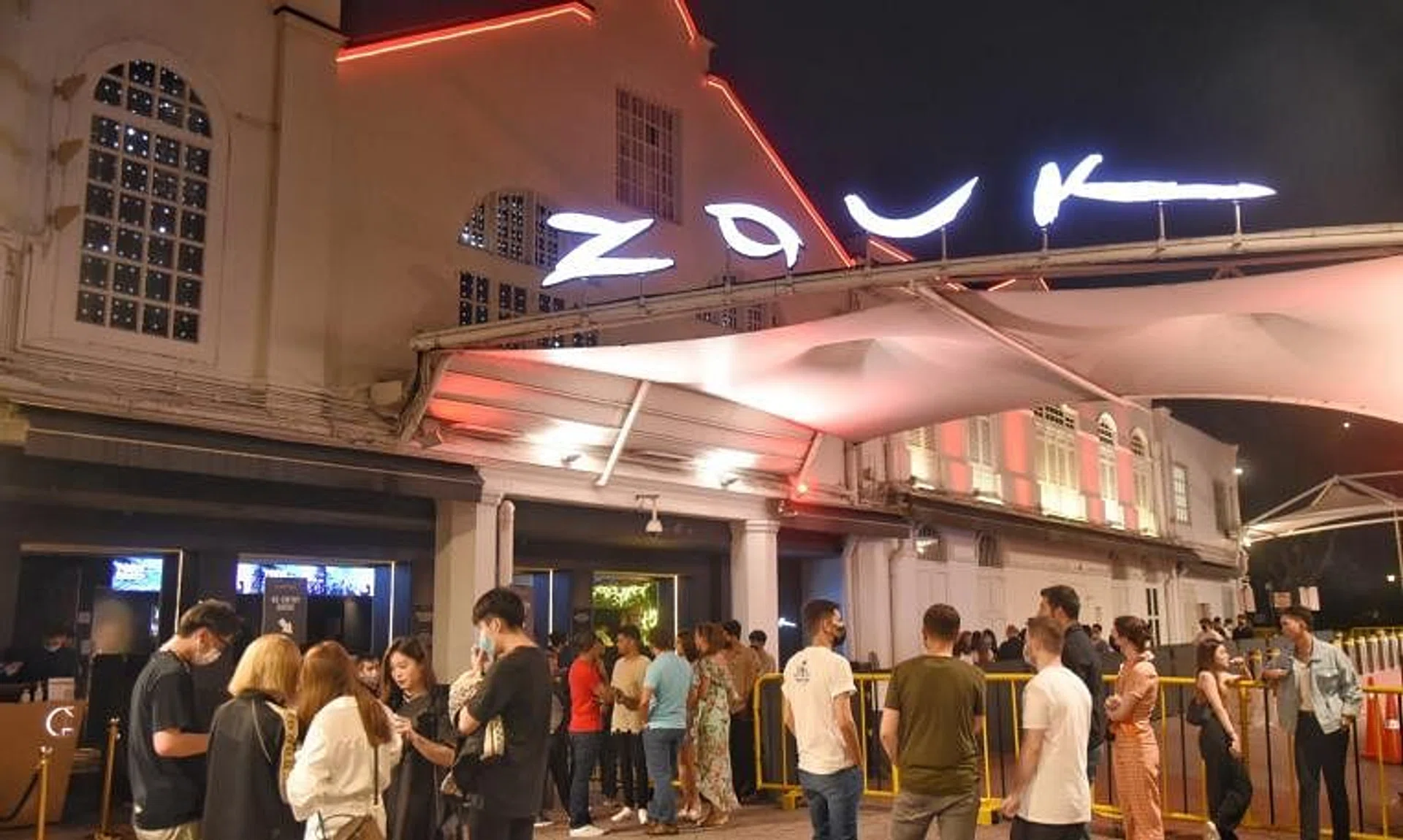 Scammers would post advertisements selling tickets to the nightclub Zouk on Telegram chat groups such as "SG Clubbing". 