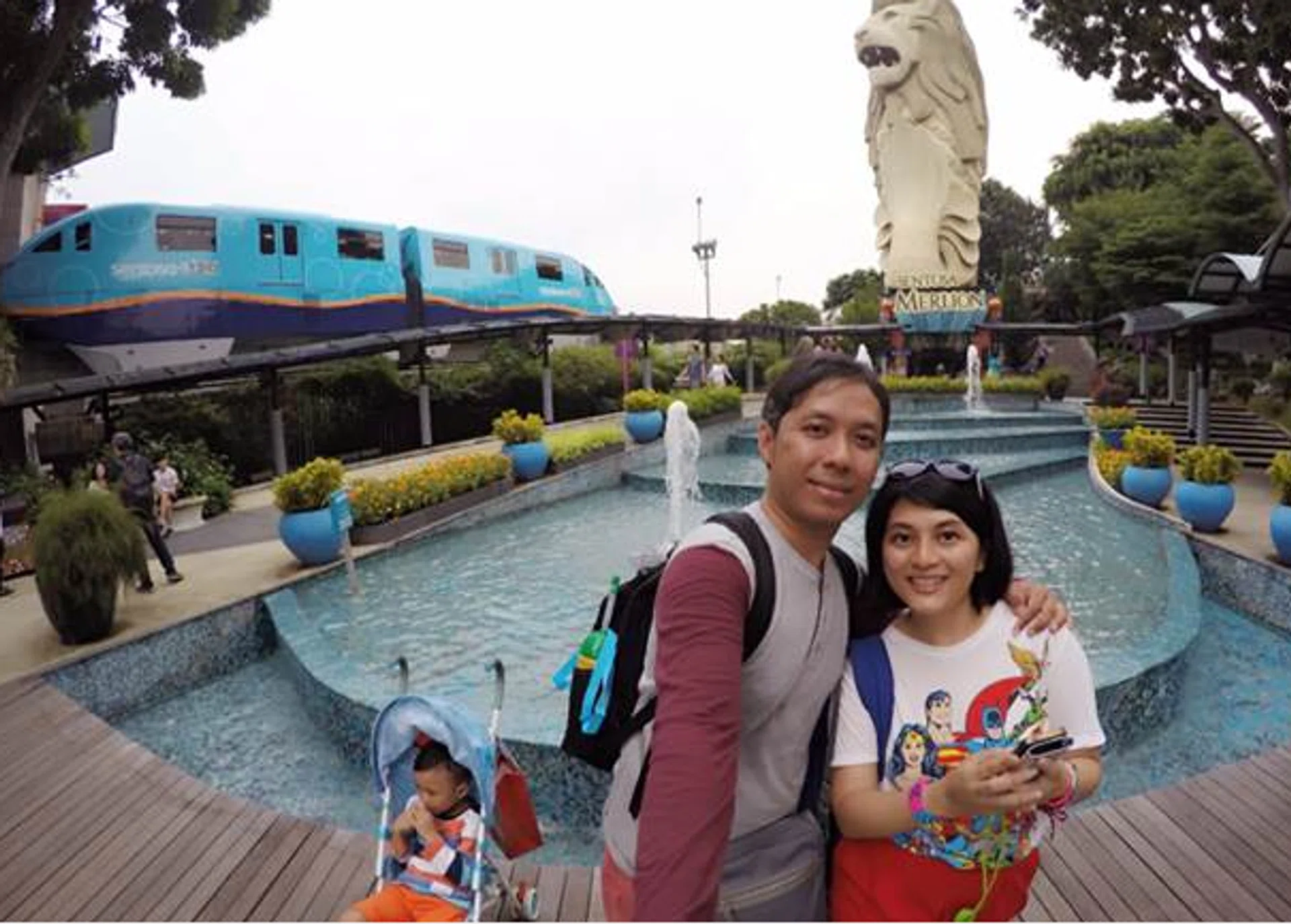 Madam Yuri Nursarasywati and her family were on a five-day holiday in Singapore when they left their camera at a beach in Sentosa.
