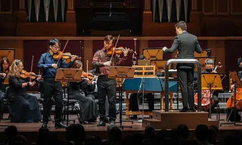 Australian YouTube stars TwoSet Violin display excellent rapport