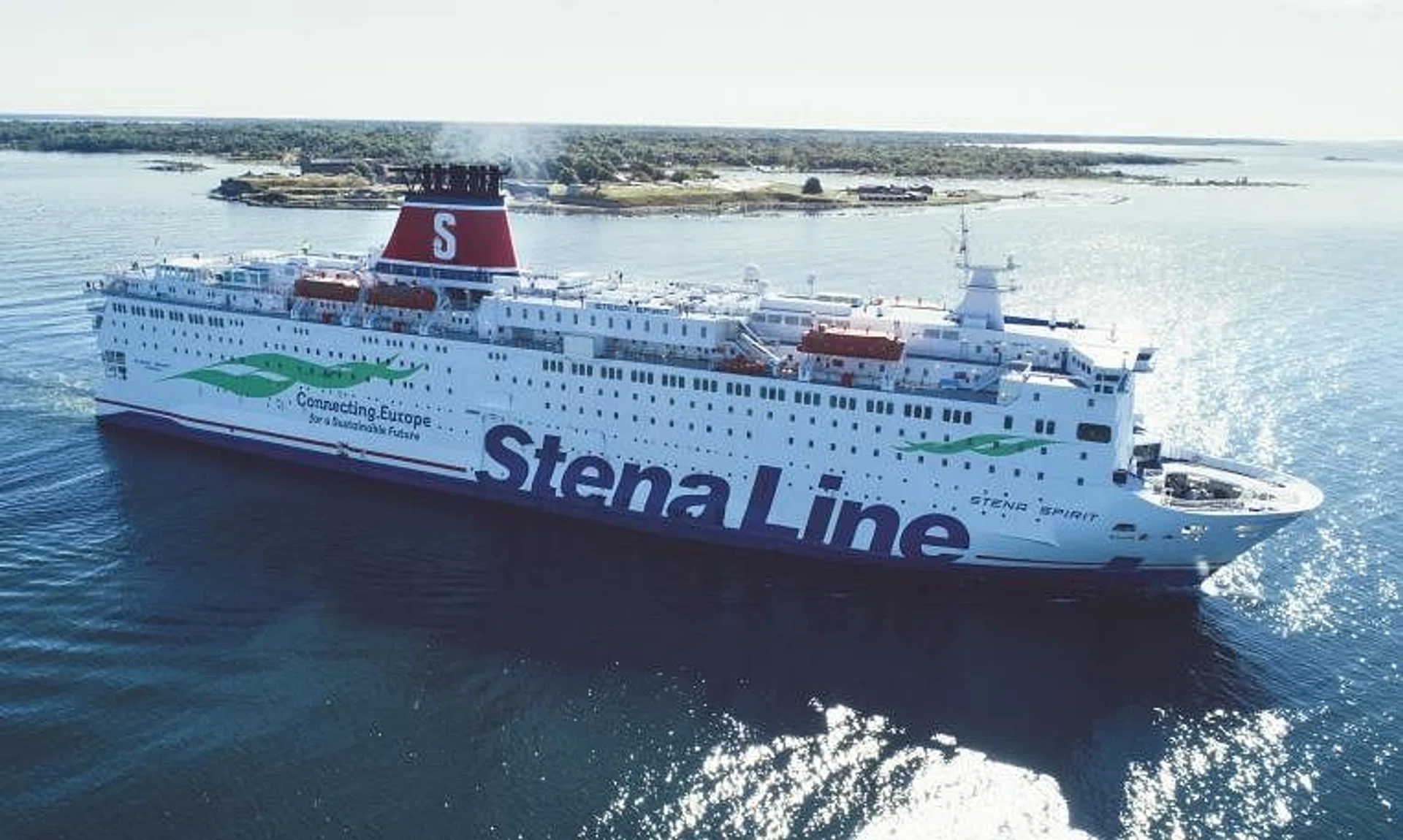 Stena Line's Stena Spirit was midway through its journey from Sweden to Poland when the incident occurred.
