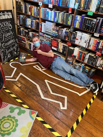 Neil Humphreys' new crime book makes it to top of best-selling list