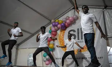 Migrant workers treated to an evening of festivities on Deepavali