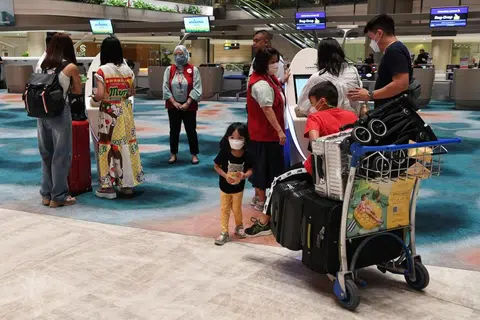 Changi, Seletar airports to screen visitors for mpox