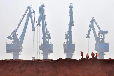 Hazy outlook on iron ore