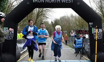 85-year-old grandma runs 10km charity race in 85 minutes