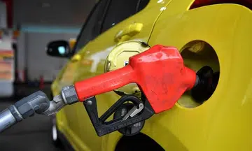 Caltex, Esso, Shell raise pump prices on GST hike