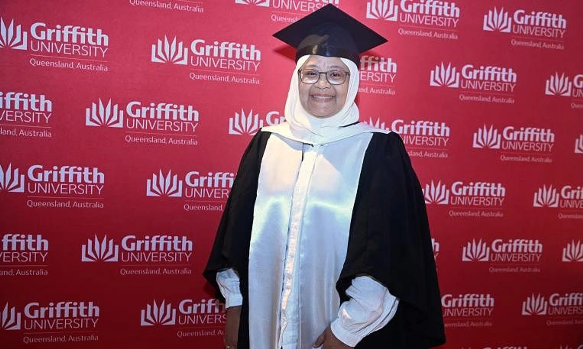 Madam Hafizah Osman graduated as the valedictorian of her cohort.