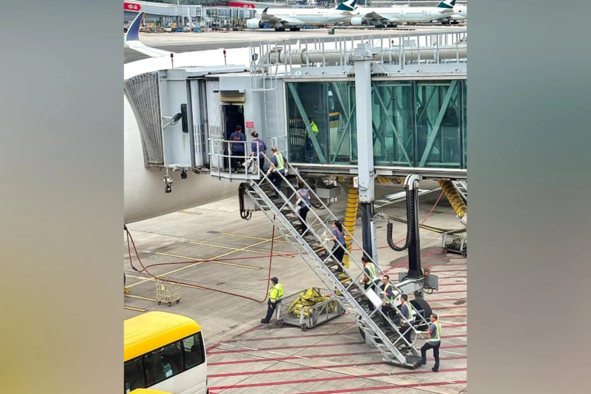 Flight SQ899 had to return to the gate after being moved from its parking position towards the runway when the pilot became unwell.