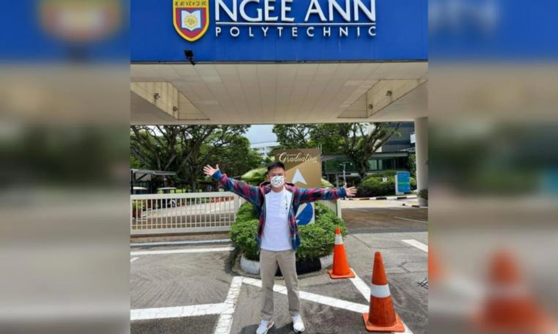 DJ Dennis Chew  is pursuing a diploma in Chinese Media and Communication.