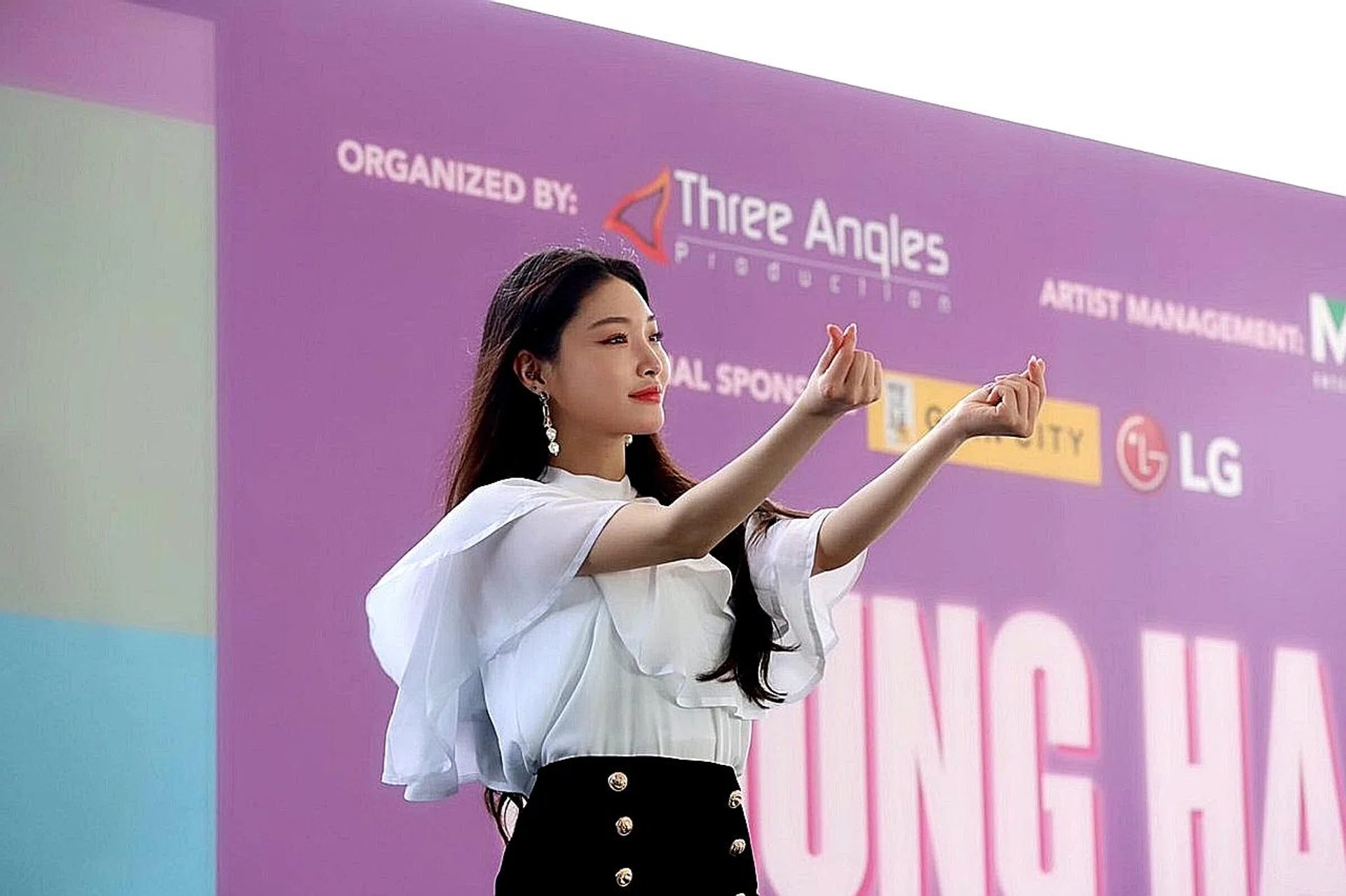 K-pop star Chungha. 