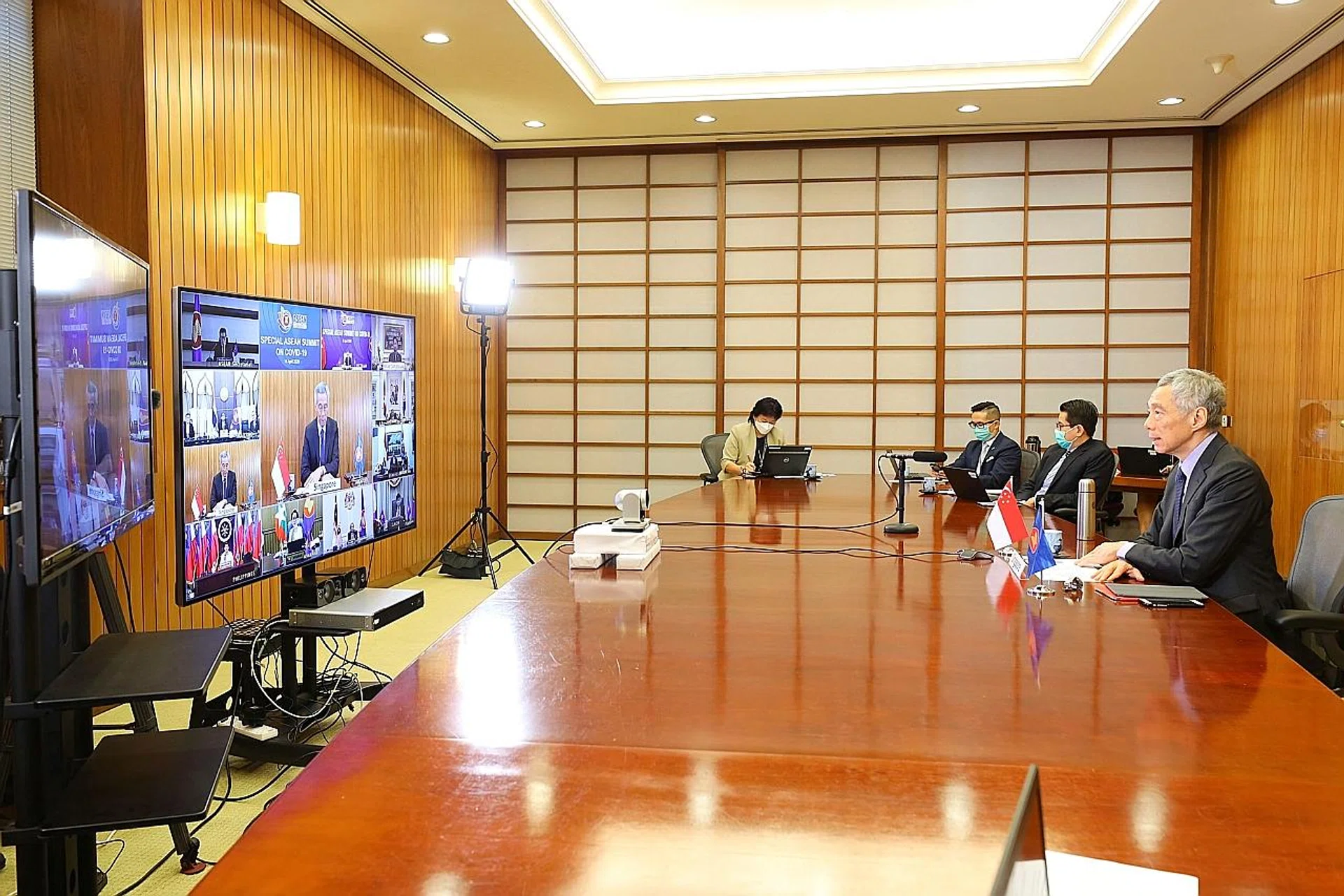 Prime Minister Lee Hsien Loong joining other Asean leaders in a special virtual summit hosted by current Asean chair Vietnam.