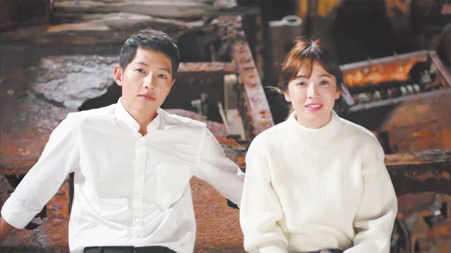 CHARMING: Actor Song Joong Ki with female lead Song Hye Kyo in South Korean drama Descendants Of The Sun. 