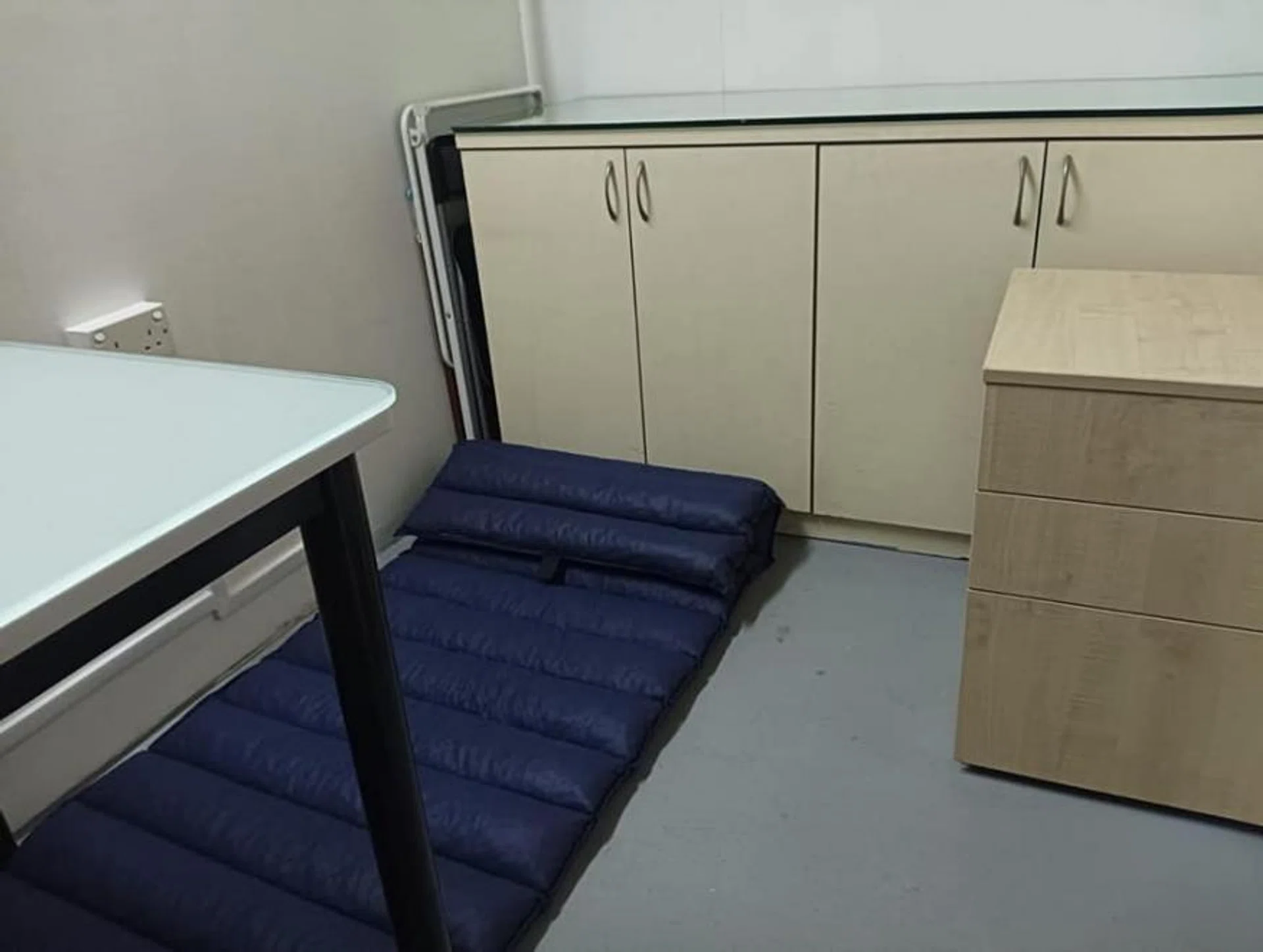 A 'bed space' is up for rent at $500.