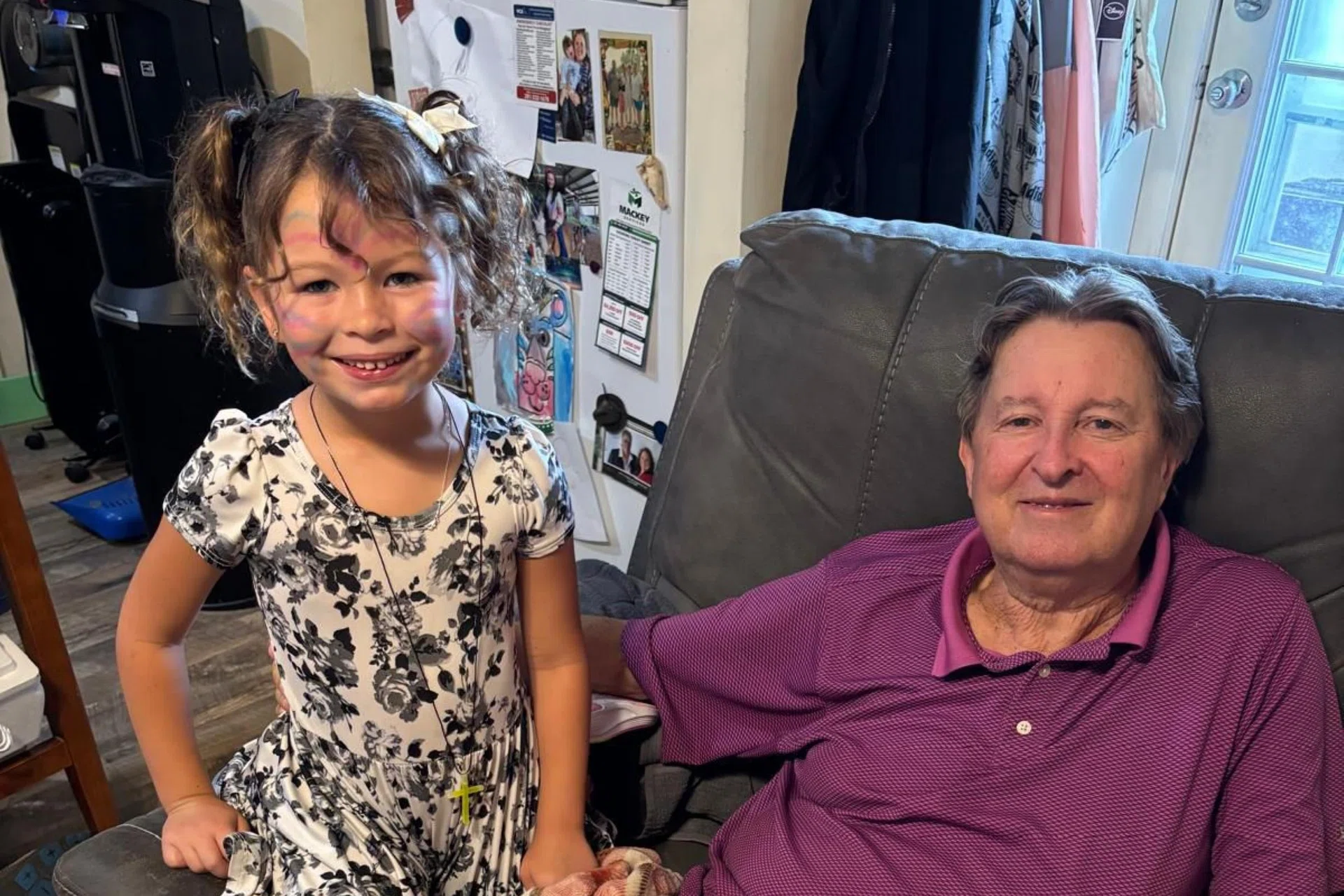 David Hill spending quality time with one of his six grandchildren in Texas, United States – Phoebe, who is his daughter Samantha's youngest daughter. That photo was taken during his recovery, but he later relapsed.