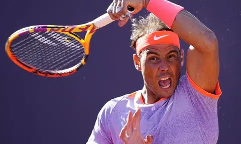 Nadal wins on injury comeback at Barcelona Open