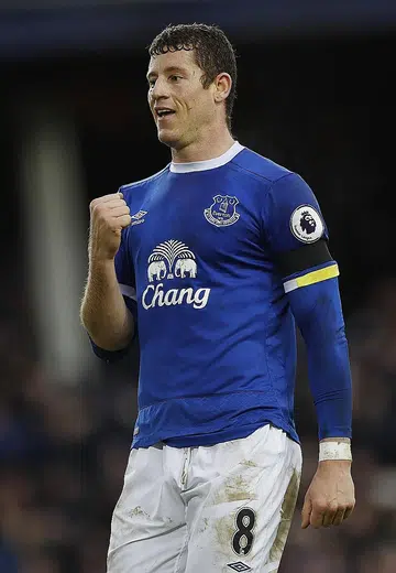 Koeman and Pulis praise 'fantastic' Barkley