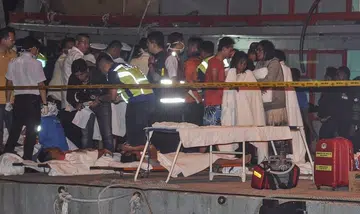 Police detain captain of capsized boat