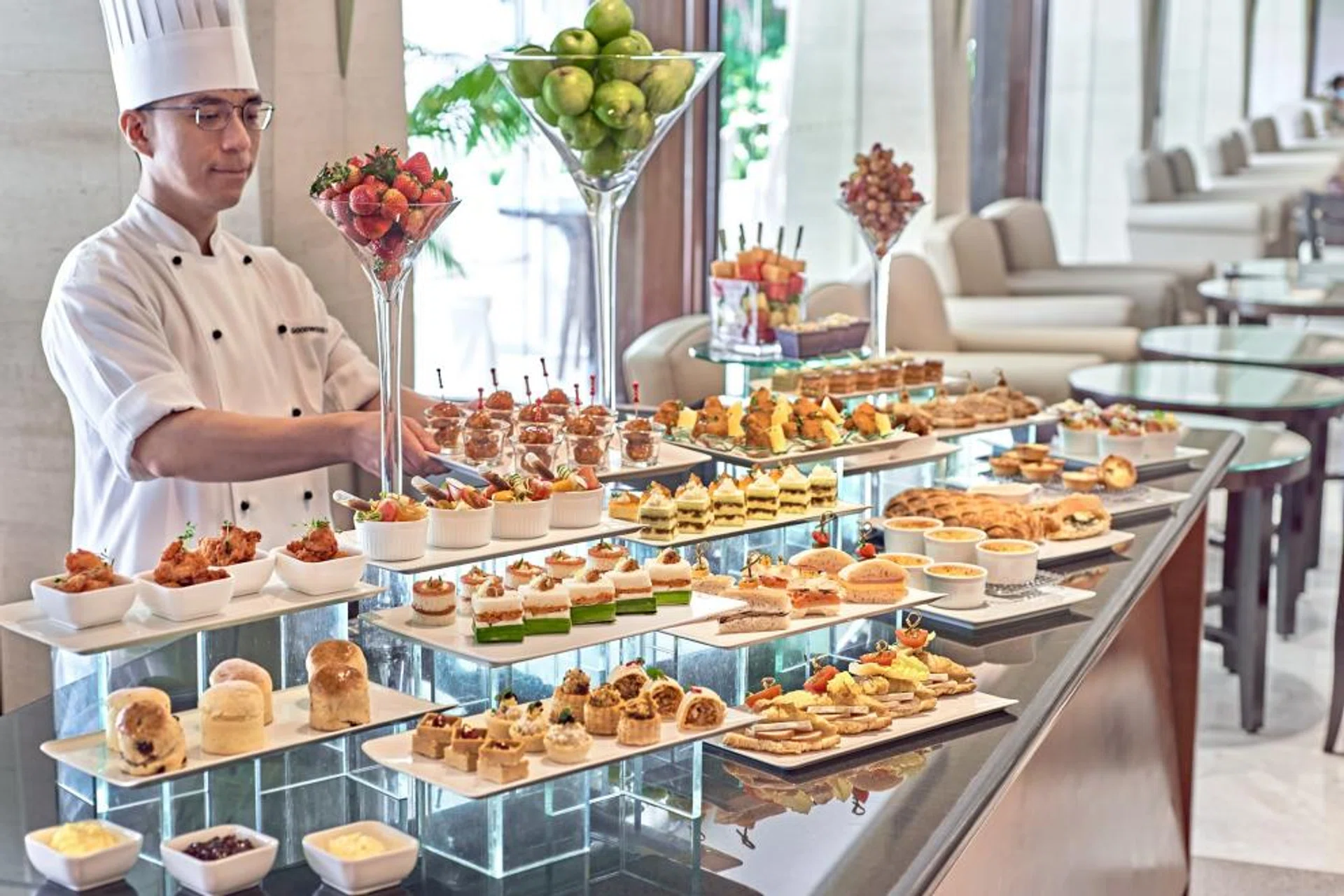 Fathers Day English Aafternoon Tea buffet at L'Espresso.