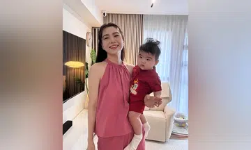 Widowed actress Sora Ma goes on CNY visiting spree with baby
