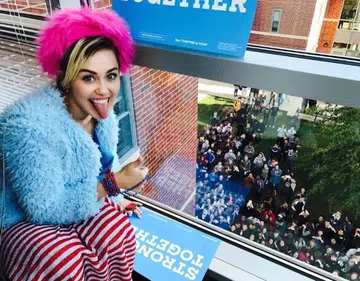 Miley supports Clinton with 'US flag' outfit