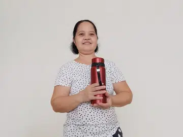 $69 perfume offer online turns out to be a water bottle