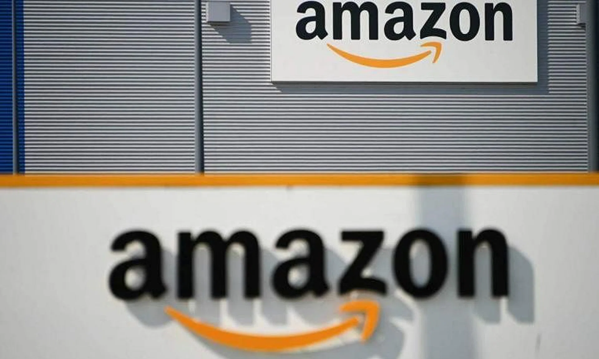 A five-year-old girl in the US used her mother's phone and spent more than US$3,000 (S$4,000) on Amazon. 
