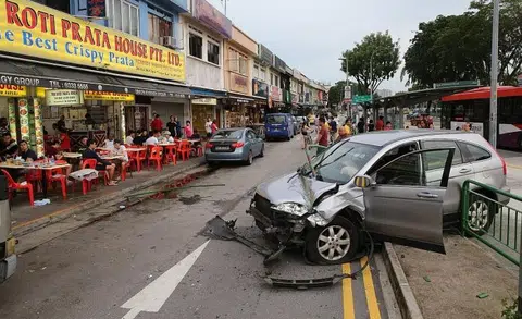 Worries over flying debris and railings in car accidents