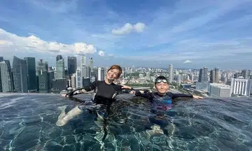 Former actress Jacelyn Tay shows off figure in bikini to recommend breast pumps