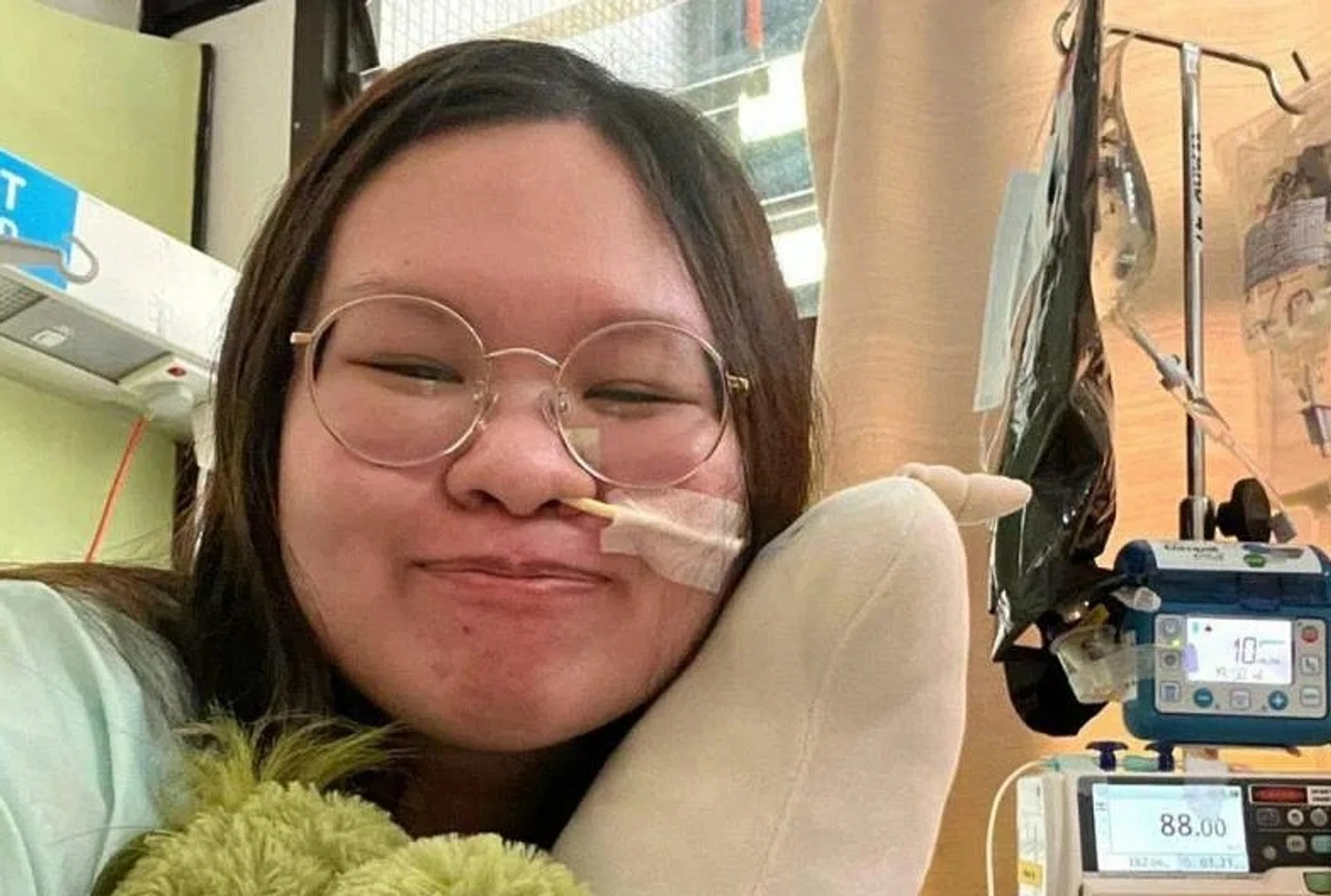 Ashley Tan suffers from multiple chronic disorders and is always in pain, but her social media posts are full of positivity.