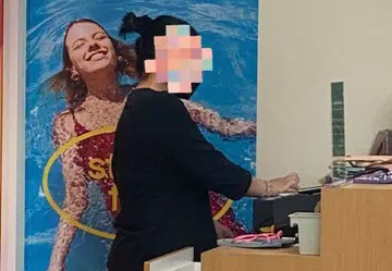 Manager refuses to let elderly woman rest in store, Havaianas apologises