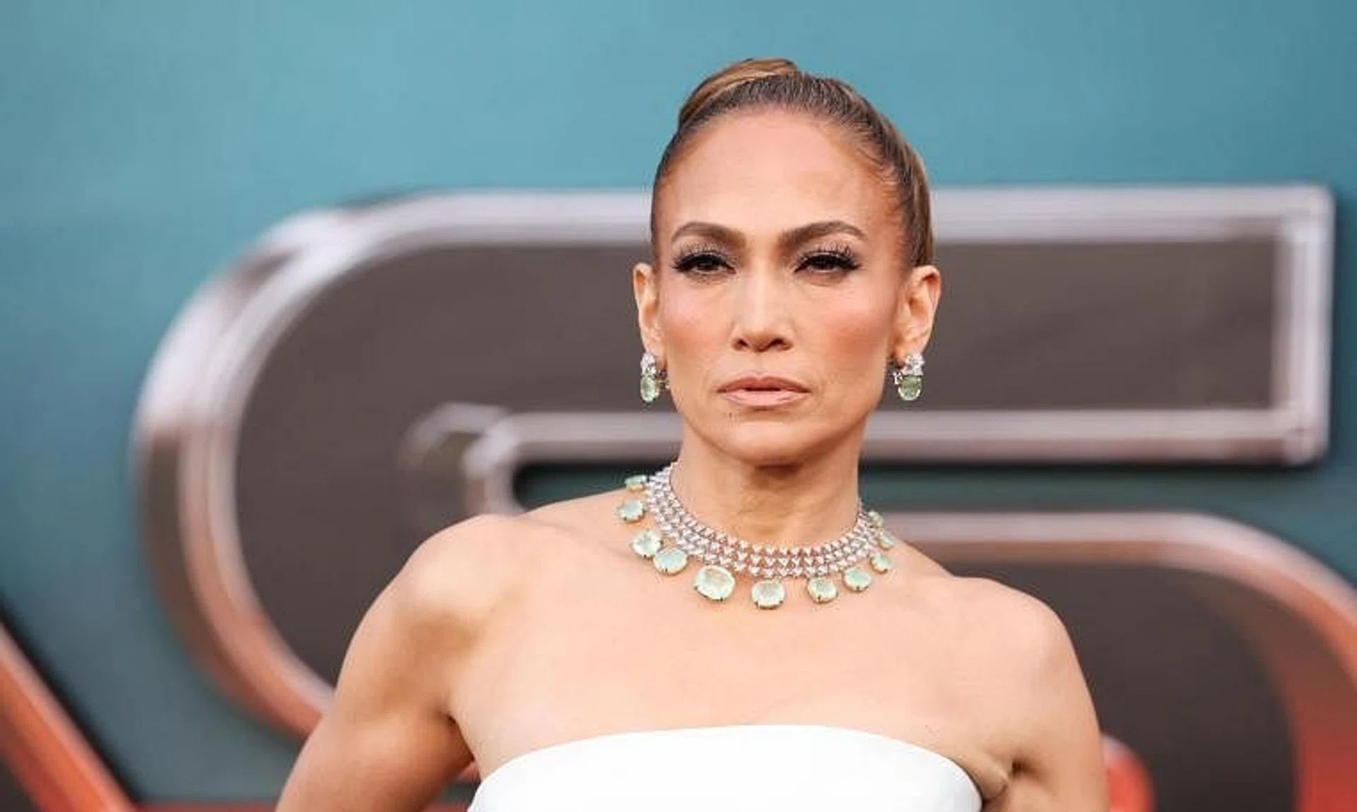 In Jennifer Lopez's newsletter On The JLo, which she sent to fans on May 31 she revealed the concert tour – her first in five years – was off.