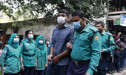 Death row militants escape from Bangladesh court