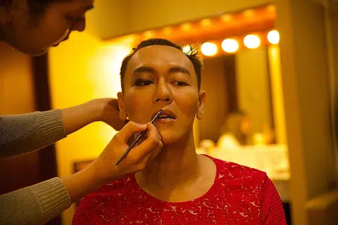 Ah Boys To Men actor Jaspers Lai cross-dresses for new musical