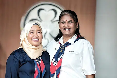 Teachers honoured for guiding girls through challenges
